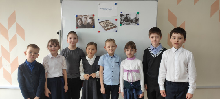 Шахматный матч «Космос — Земля».